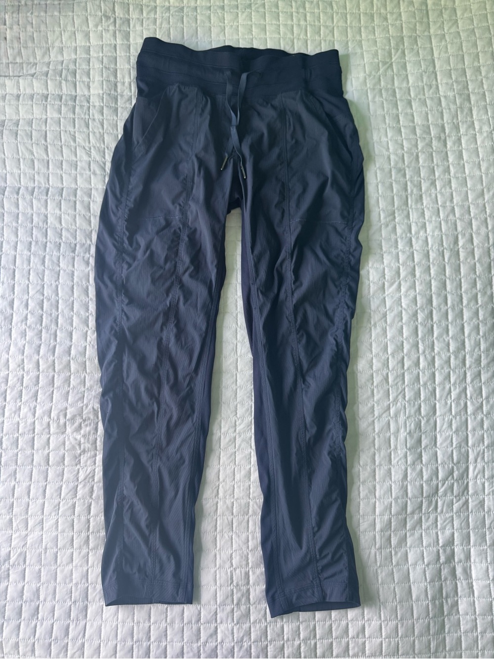 Lululemon Studio joggers no cuff